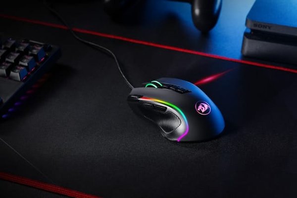 Comment améliorer la précision de votre souris gaming pour les compétitions d'e-sport?